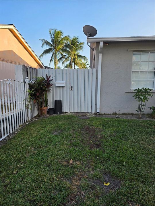 En Renta: $1,200 (1 camas, 1 baños, 1624 Pies cuadrados)