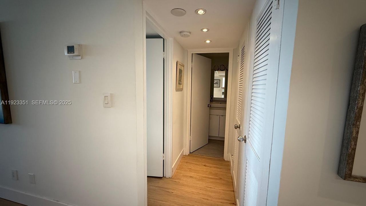 For Rent: $3,500 (1 beds, 1 baths, 835 Square Feet)