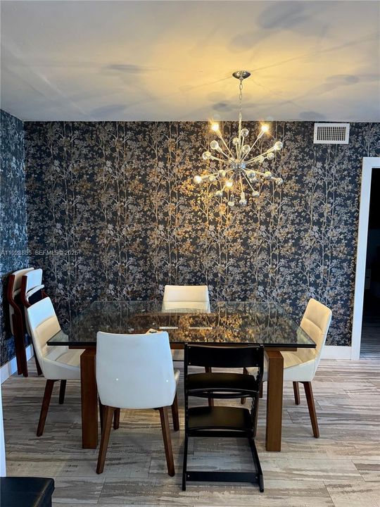 For Sale: $575,000 (2 beds, 2 baths, 1442 Square Feet)