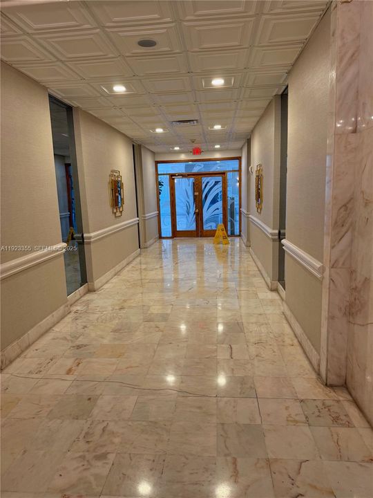 For Sale: $575,000 (2 beds, 2 baths, 1442 Square Feet)