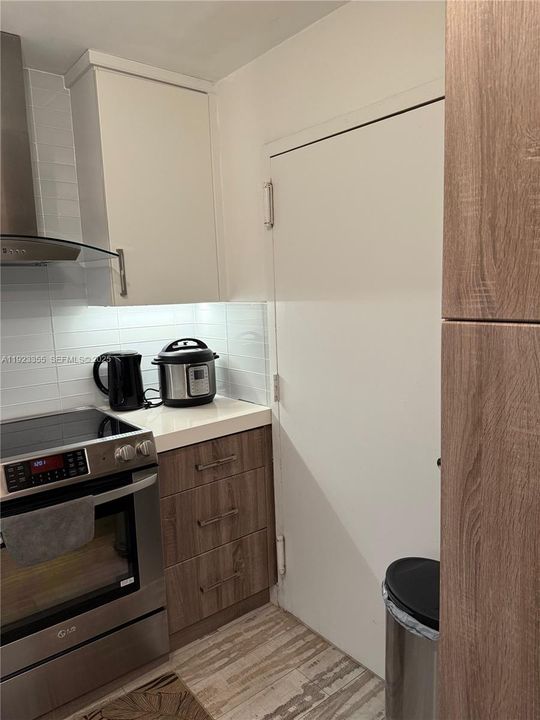 For Sale: $575,000 (2 beds, 2 baths, 1442 Square Feet)