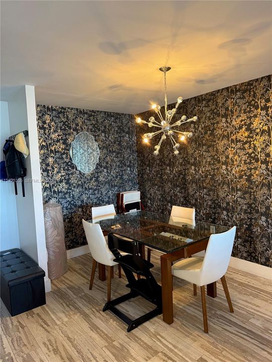 For Sale: $575,000 (2 beds, 2 baths, 1442 Square Feet)