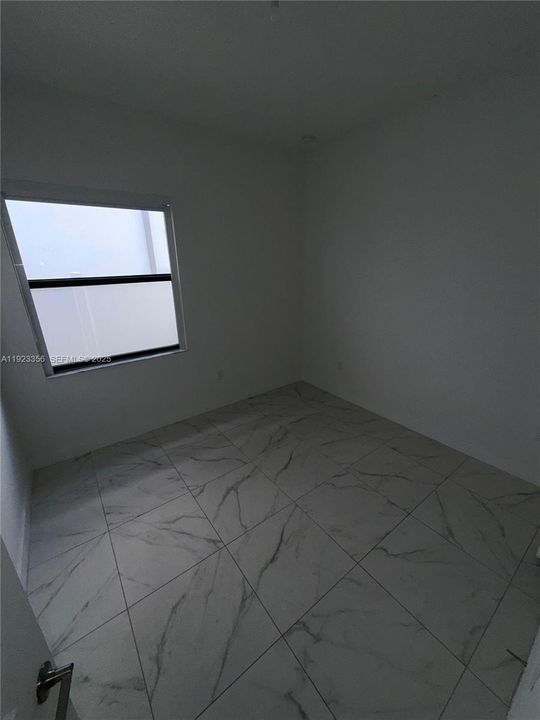 В аренду: $5,300 (3 спален, 2 ванн, 2047 Квадратных фут)