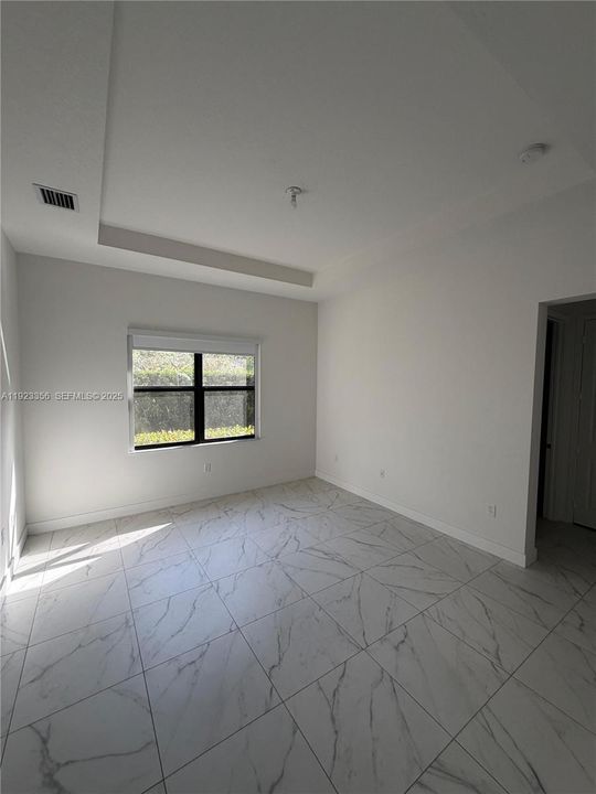 В аренду: $5,300 (3 спален, 2 ванн, 2047 Квадратных фут)