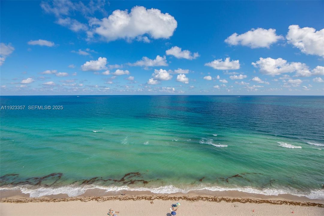 For Rent: $4,700 (2 beds, 2 baths, 1331 Square Feet)