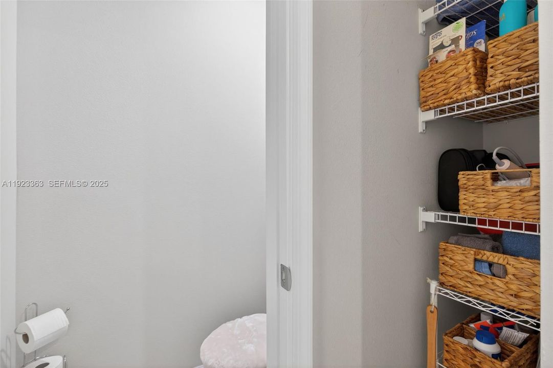 For Sale: $419,900 (3 beds, 2 baths, 1475 Square Feet)