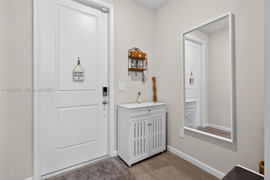 For Sale: $419,900 (3 beds, 2 baths, 1475 Square Feet)