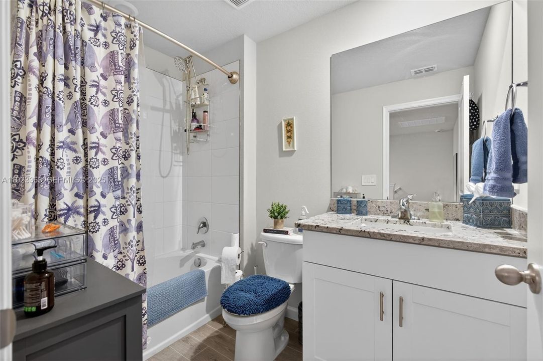 For Sale: $419,900 (3 beds, 2 baths, 1475 Square Feet)