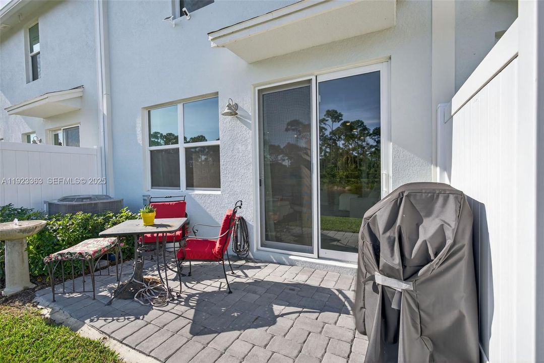 For Sale: $419,900 (3 beds, 2 baths, 1475 Square Feet)