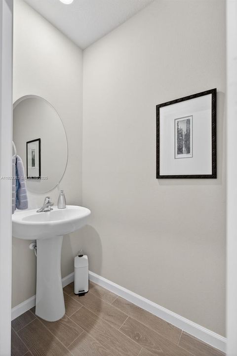 For Sale: $419,900 (3 beds, 2 baths, 1475 Square Feet)