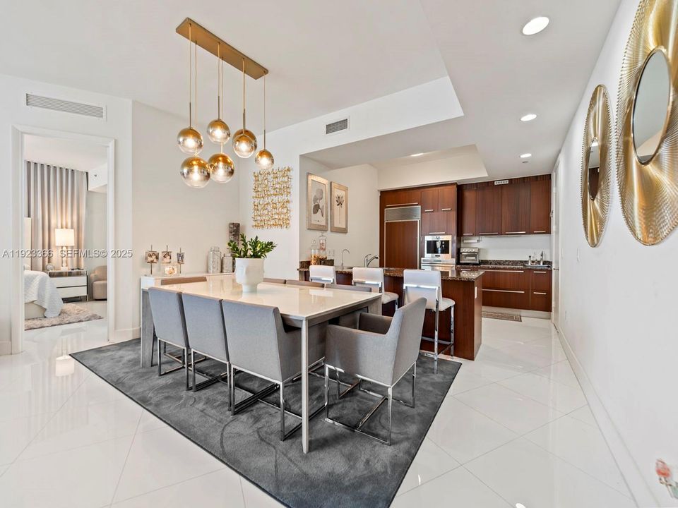 For Sale: $1,400,000 (2 beds, 2 baths, 1847 Square Feet)