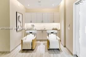 待售: $2,000,000 (3 贝兹, 2 浴室, 1700 平方英尺)