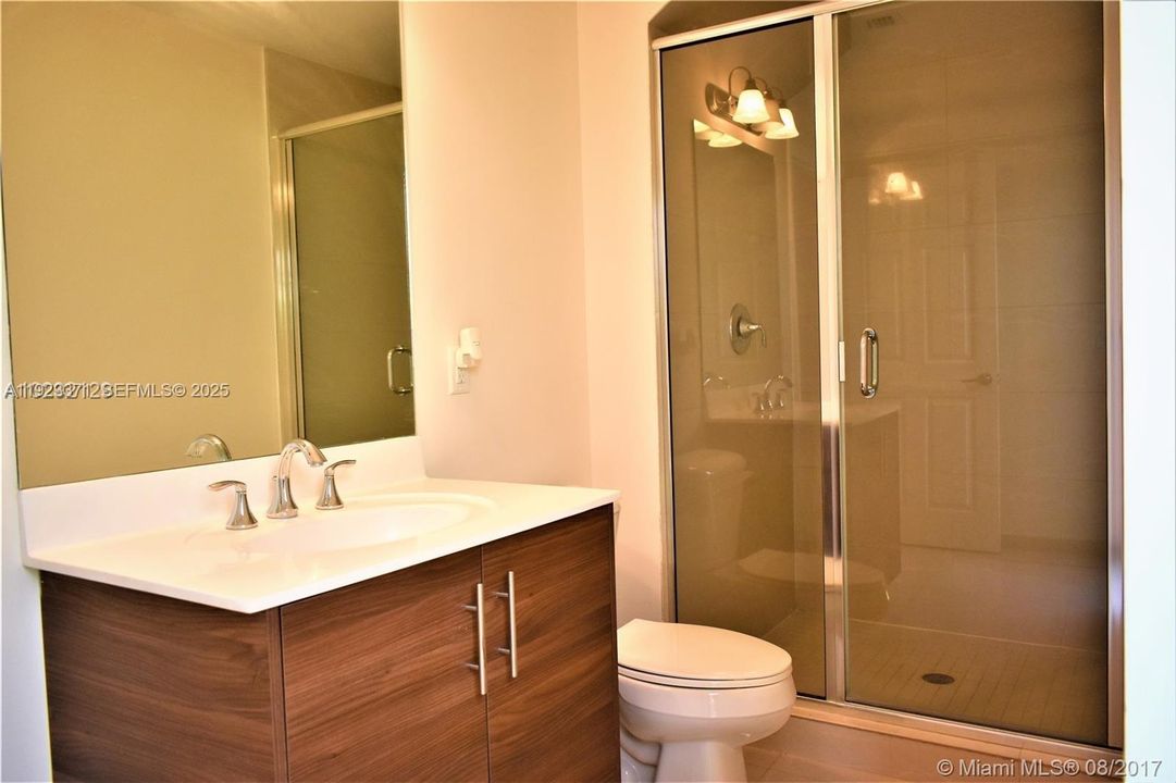 For Rent: $5,600 (4 beds, 4 baths, 2878 Square Feet)