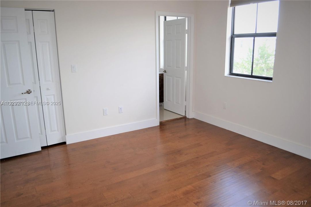 For Rent: $5,600 (4 beds, 4 baths, 2878 Square Feet)