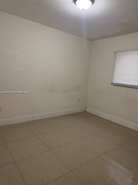 En Renta: $2,350 (2 camas, 1 baños, 1854 Pies cuadrados)