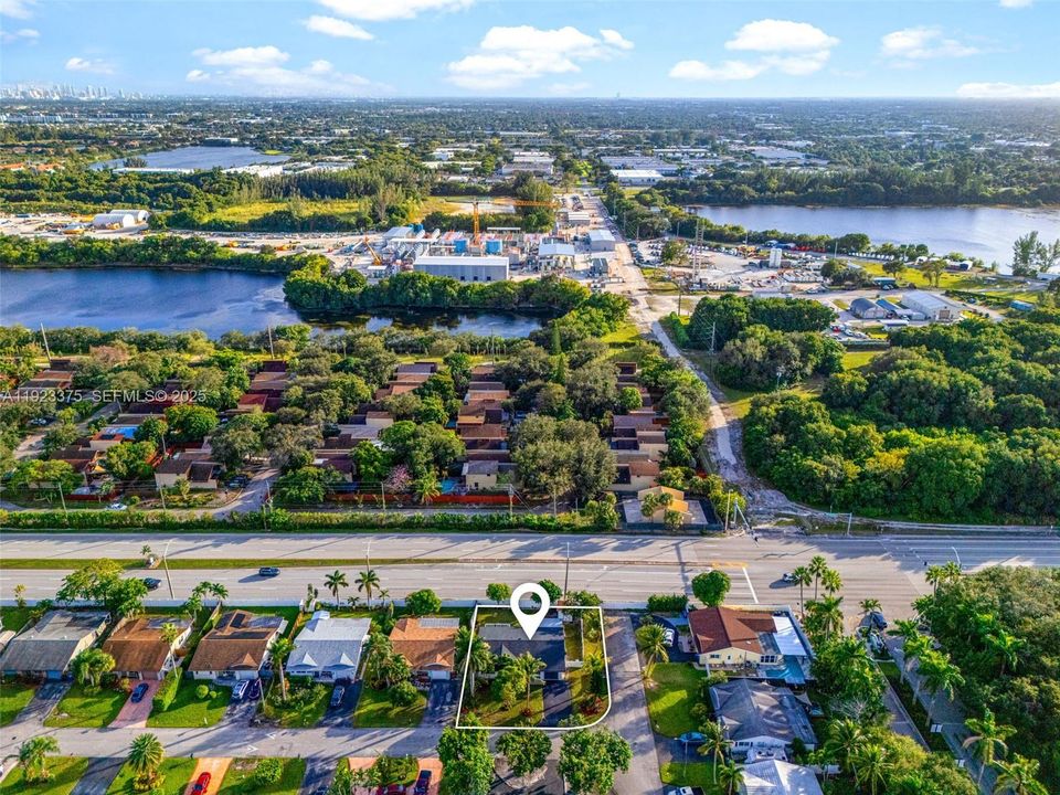 待售: $549,900 (4 贝兹, 2 浴室, 1922 平方英尺)