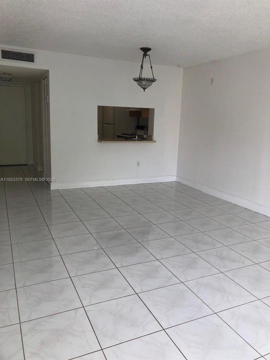 En Renta: $1,875 (1 camas, 1 baños, 0 Pies cuadrados)