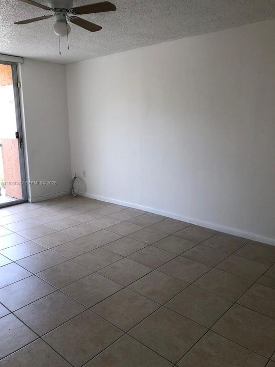 En Renta: $1,875 (1 camas, 1 baños, 0 Pies cuadrados)