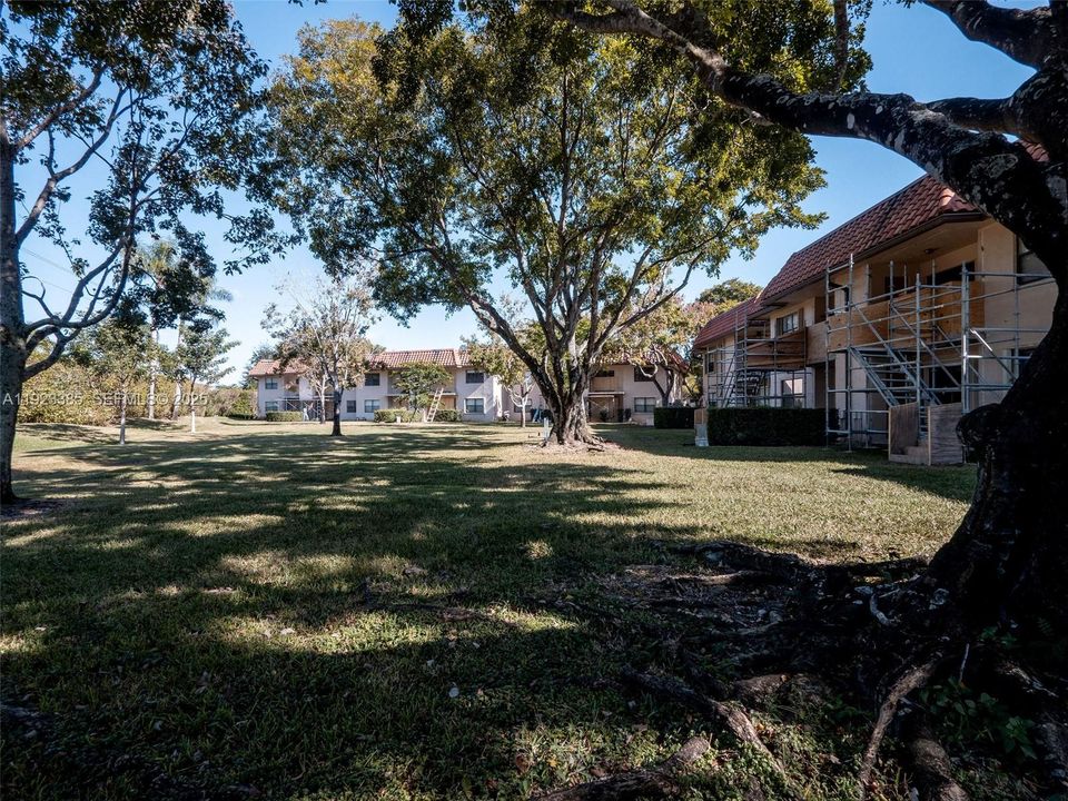 待售: $285,000 (2 贝兹, 2 浴室, 800 平方英尺)