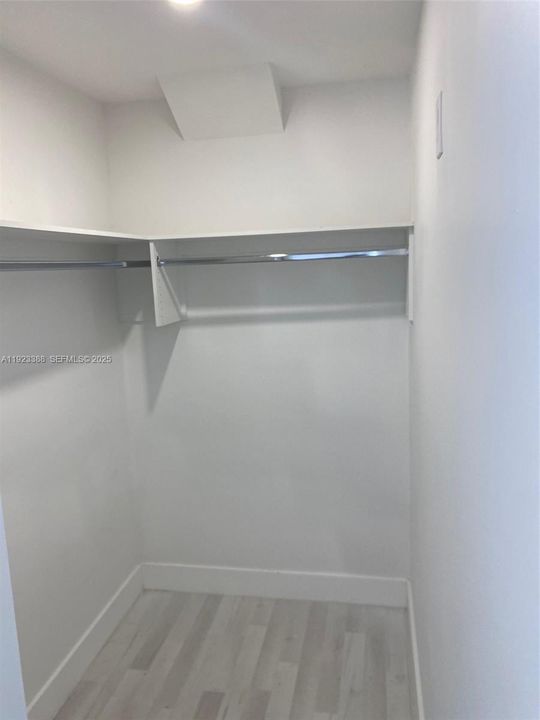 For Rent: $3,100 (3 beds, 2 baths, 1330 Square Feet)