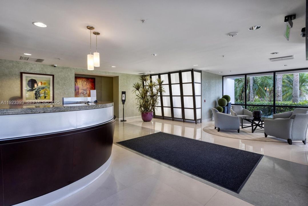 For Sale: $1,385,000 (2 beds, 2 baths, 1597 Square Feet)