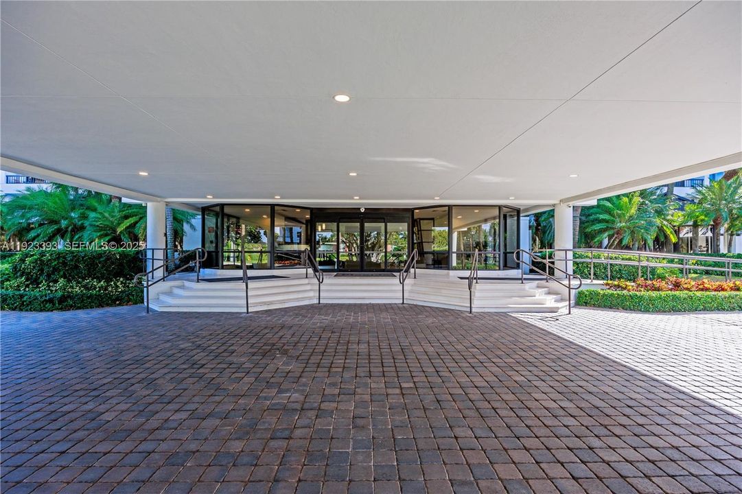 待售: $1,385,000 (2 贝兹, 2 浴室, 1597 平方英尺)