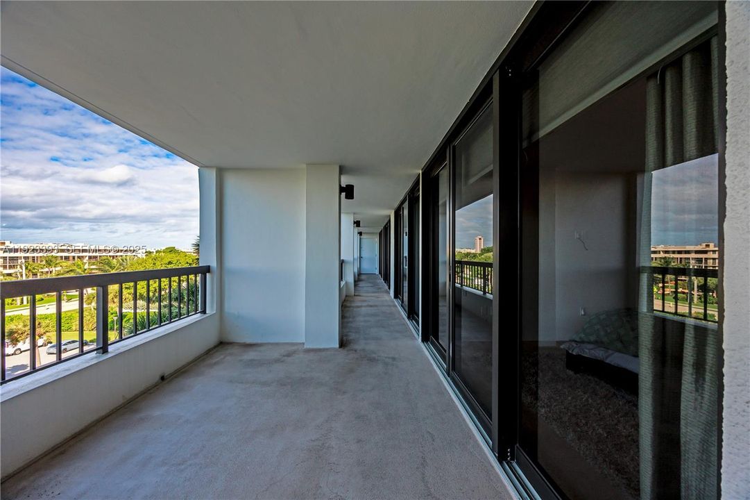 待售: $1,385,000 (2 贝兹, 2 浴室, 1597 平方英尺)