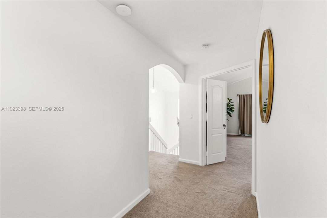 For Sale: $915,000 (5 beds, 3 baths, 3215 Square Feet)