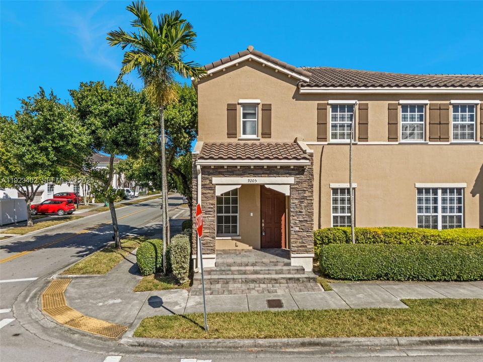 For Rent: $3,300 (4 beds, 3 baths, 2312 Square Feet)