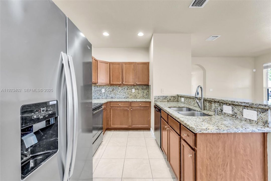 For Rent: $3,300 (4 beds, 3 baths, 2312 Square Feet)