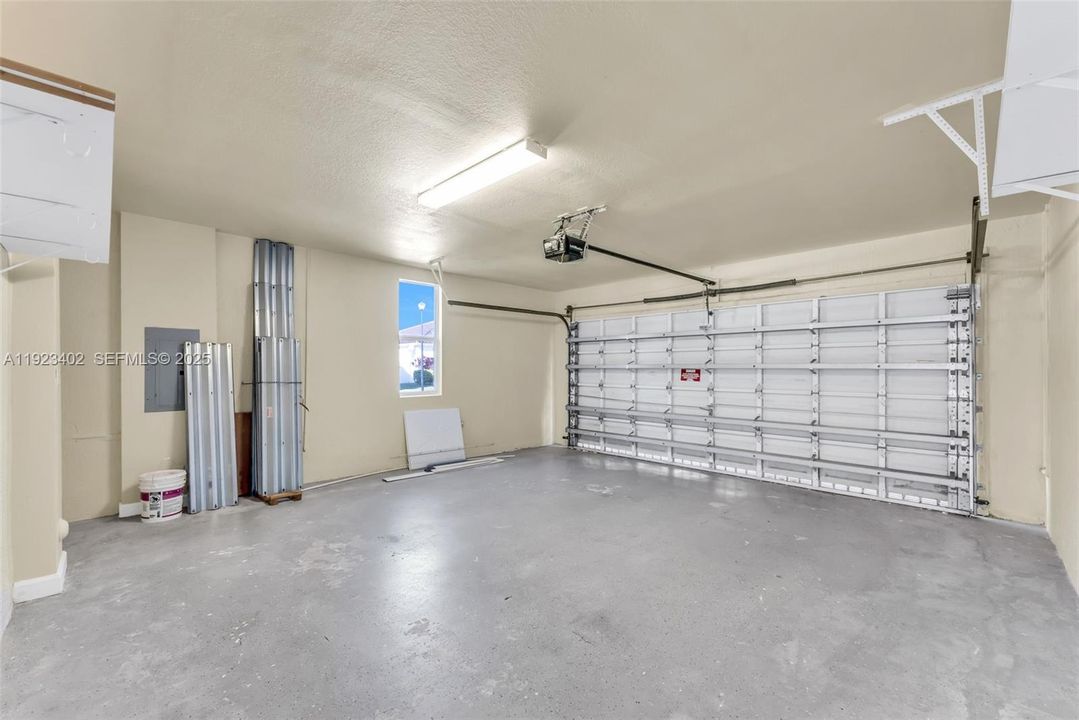 For Rent: $3,300 (4 beds, 3 baths, 2312 Square Feet)