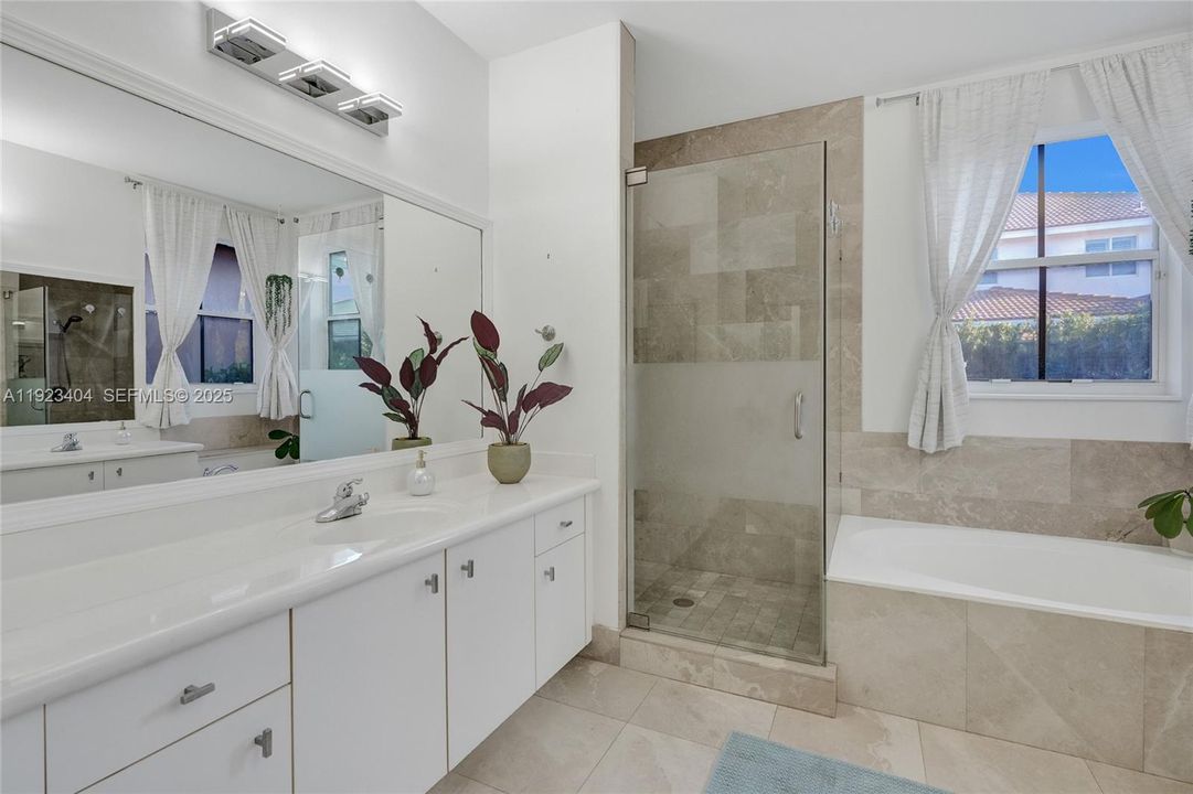 На продажу: $1,048,000 (4 спален, 2 ванн, 2674 Квадратных фут)