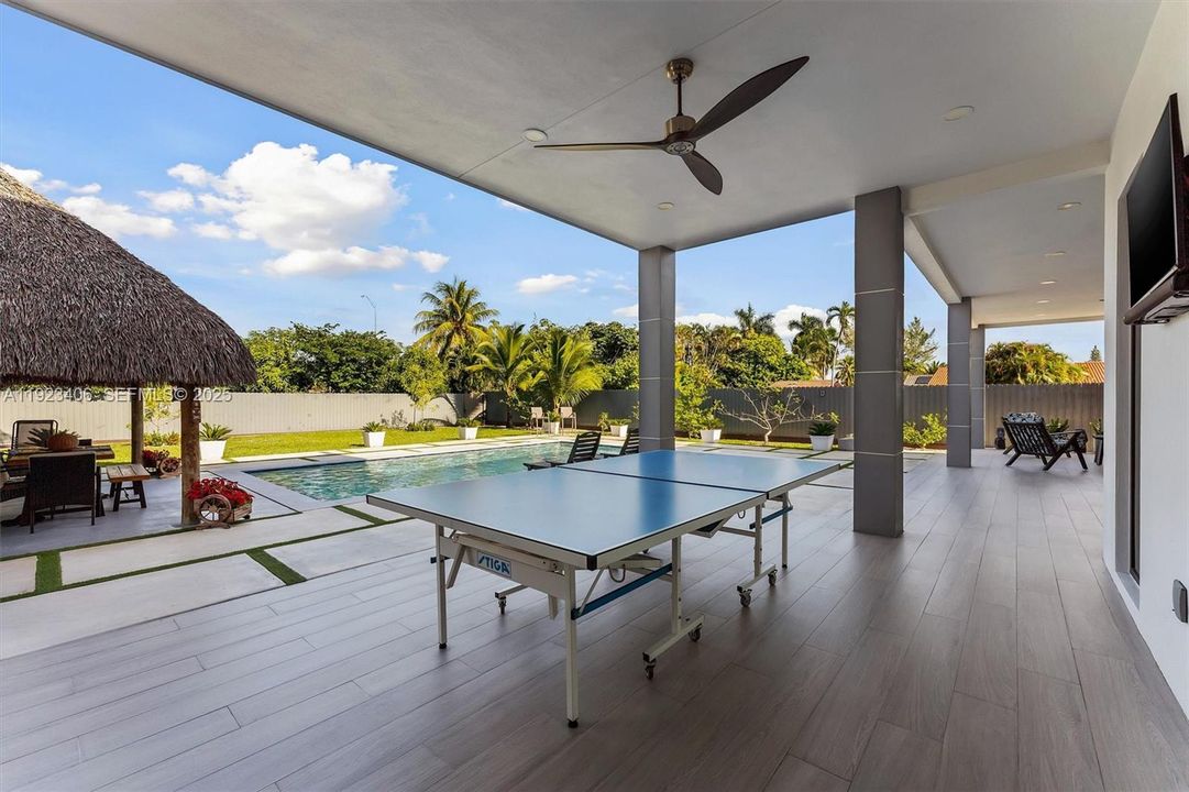 待售: $2,535,000 (4 贝兹, 5 浴室, 4887 平方英尺)