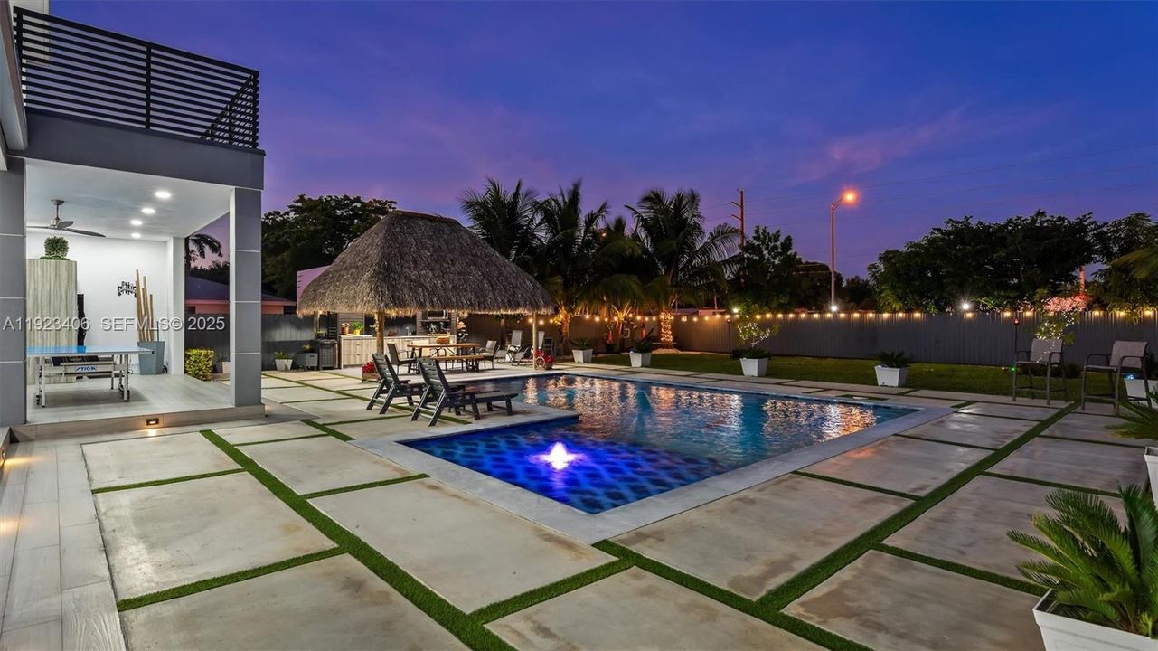 待售: $2,535,000 (4 贝兹, 5 浴室, 4887 平方英尺)