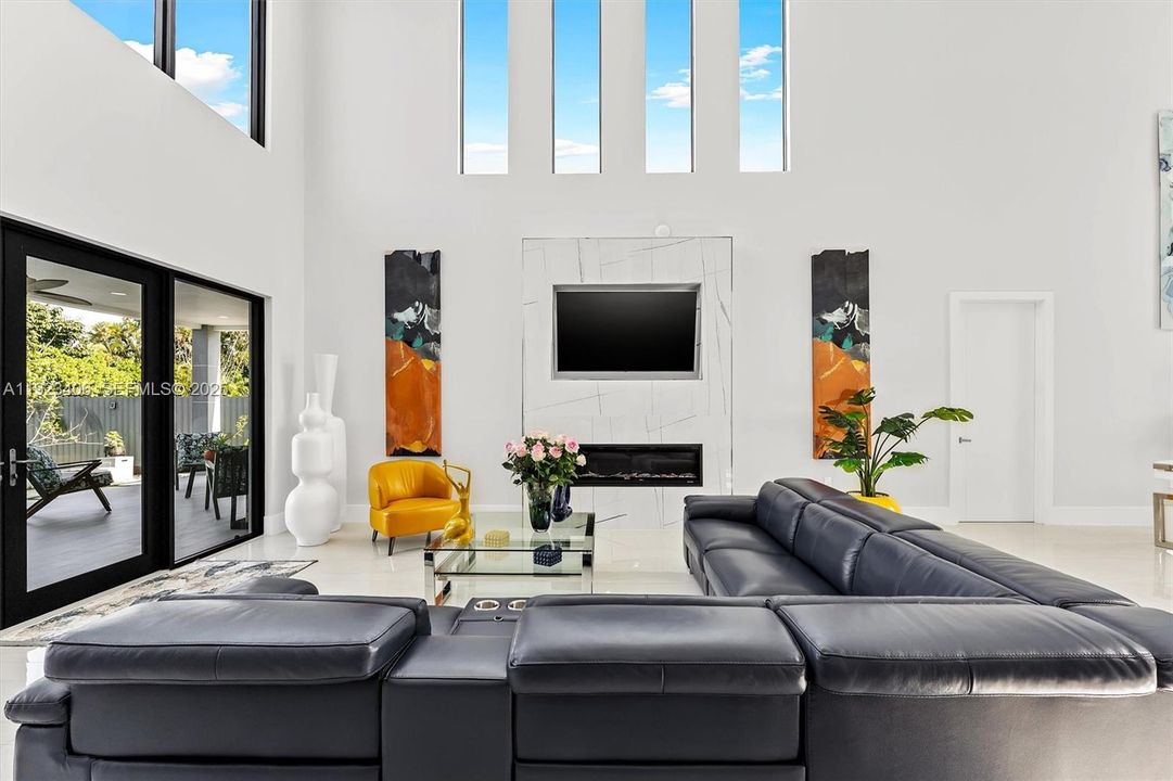 待售: $2,535,000 (4 贝兹, 5 浴室, 4887 平方英尺)