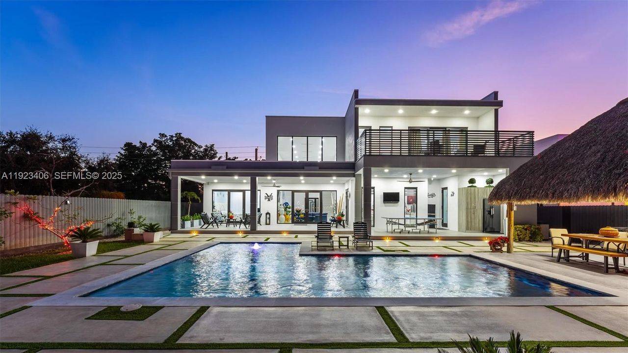 待售: $2,535,000 (4 贝兹, 5 浴室, 4887 平方英尺)