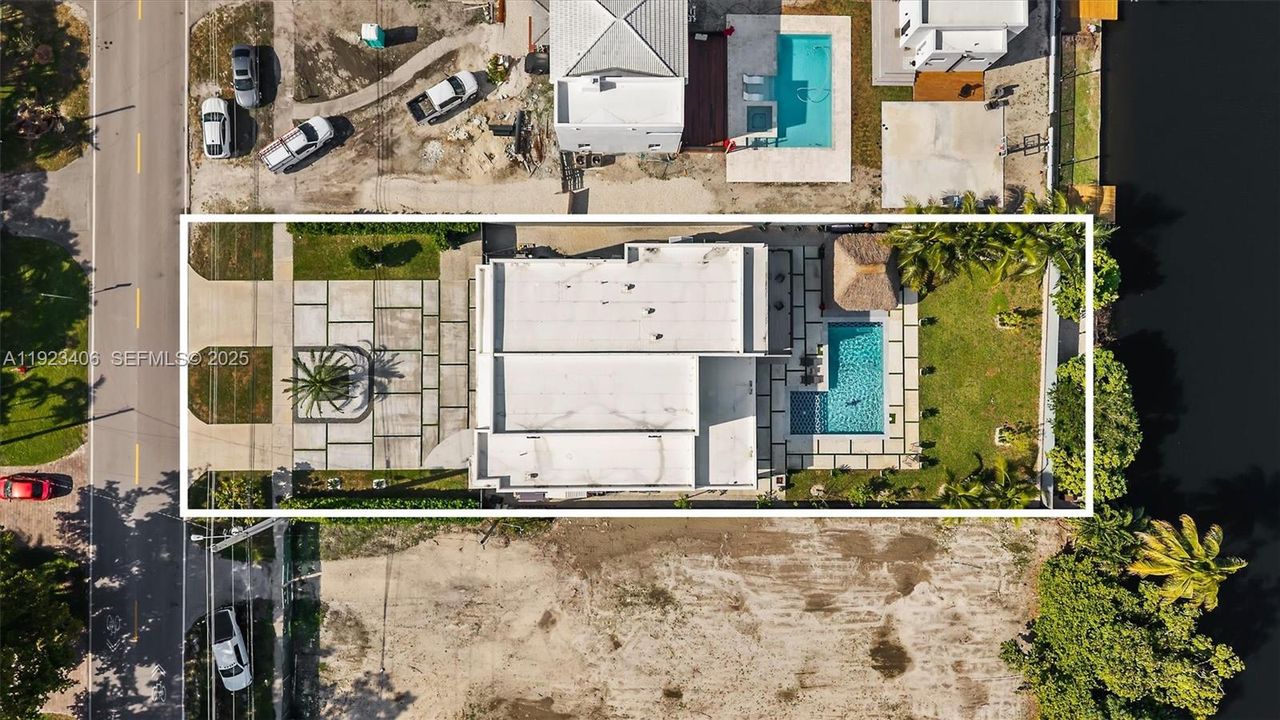 待售: $2,535,000 (4 贝兹, 5 浴室, 4887 平方英尺)