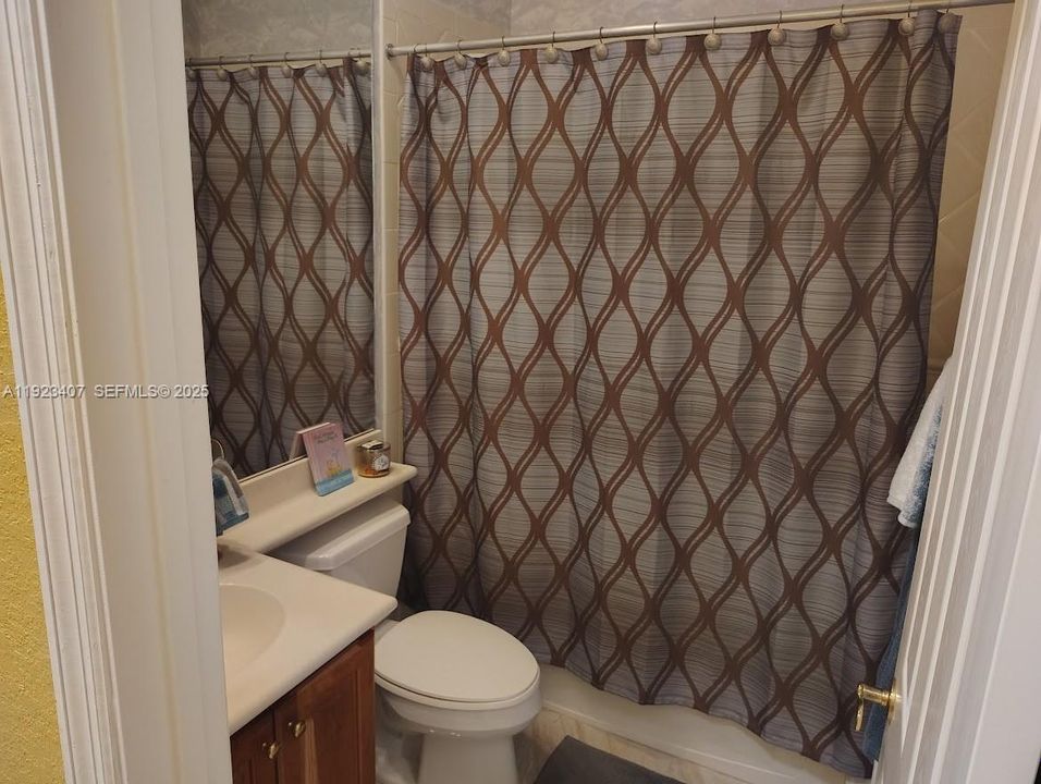 For Rent: $9,500 (4 beds, 5 baths, 4359 Square Feet)