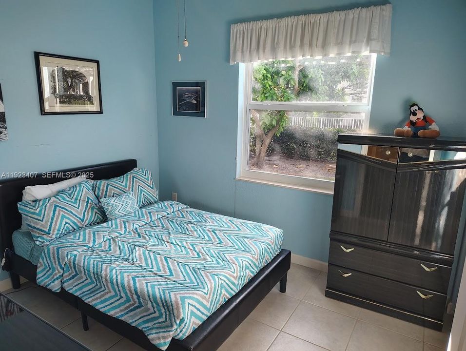 For Rent: $9,500 (4 beds, 5 baths, 4359 Square Feet)