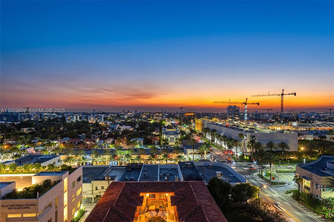 En Venta: $999,000 (2 camas, 2 baños, 1260 Pies cuadrados)