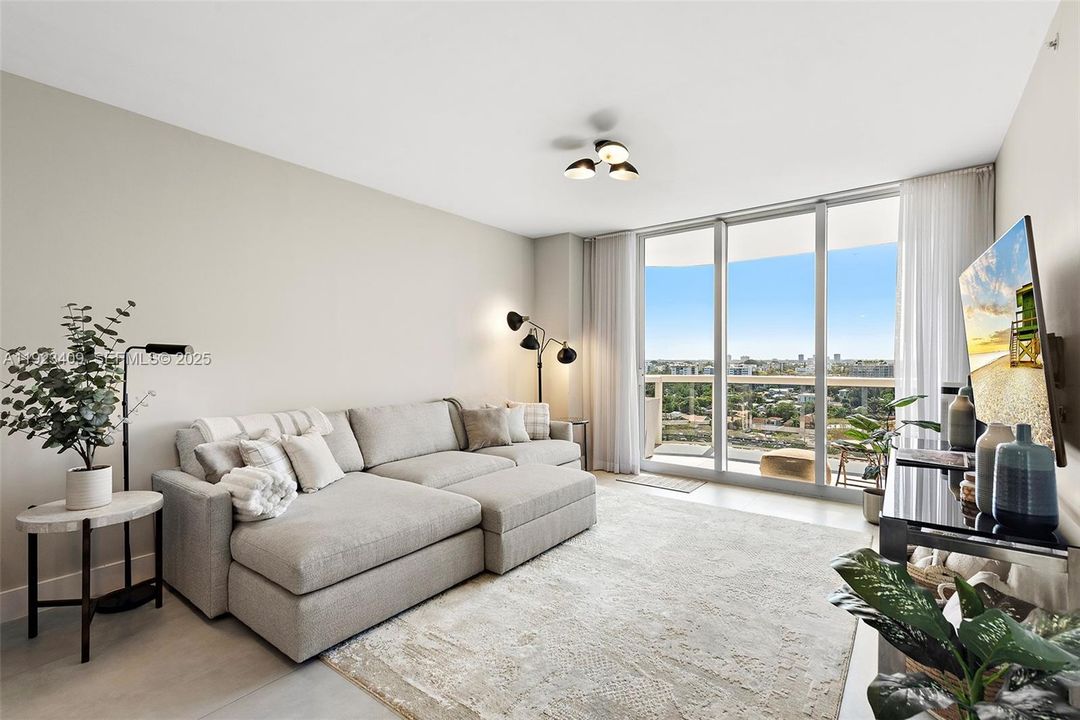 En Venta: $999,000 (2 camas, 2 baños, 1260 Pies cuadrados)