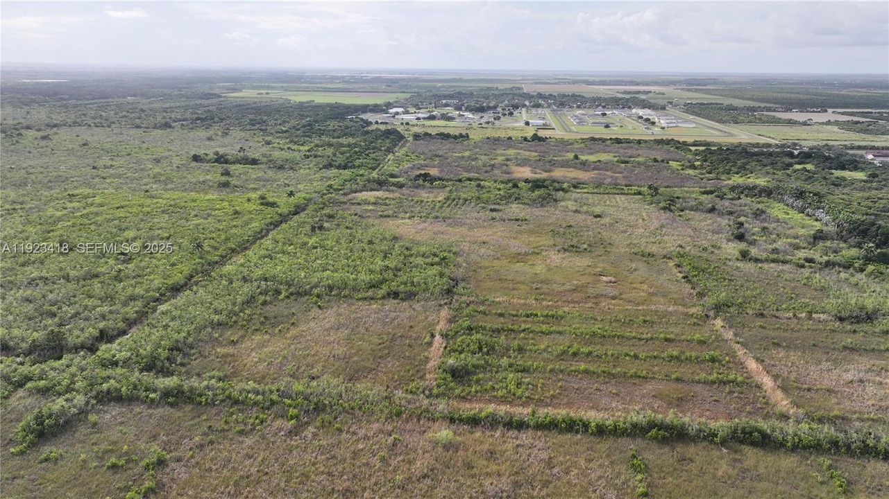 待售: $350,000 (5.00 acres)