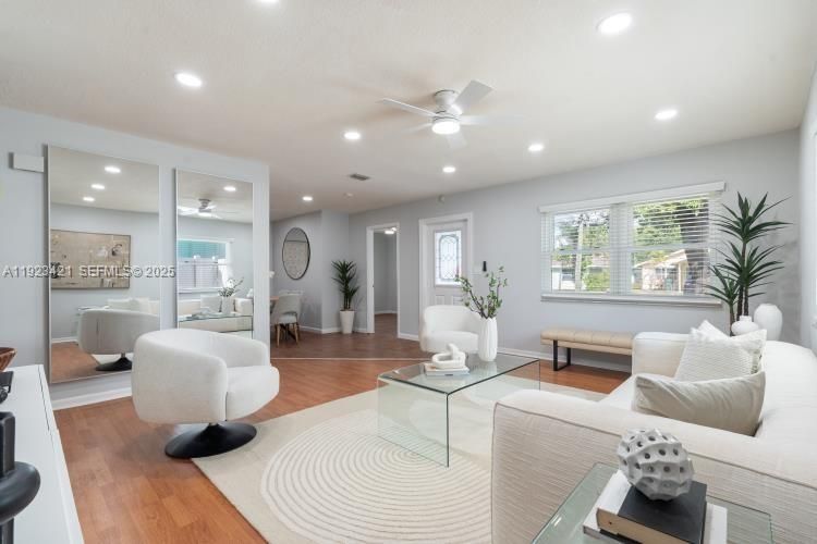 For Sale: $579,990 (3 beds, 2 baths, 1310 Square Feet)