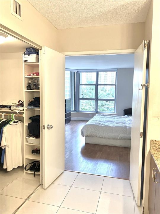 Doble door entrance to bathroom