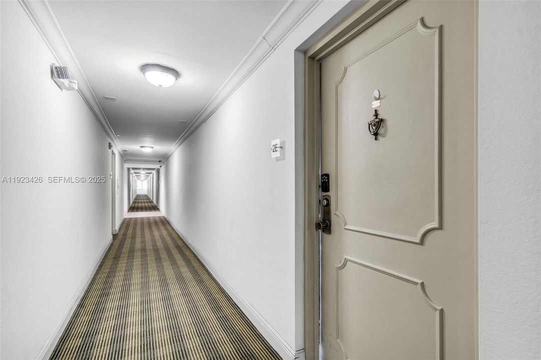 For Rent: $4,200 (2 beds, 2 baths, 1036 Square Feet)