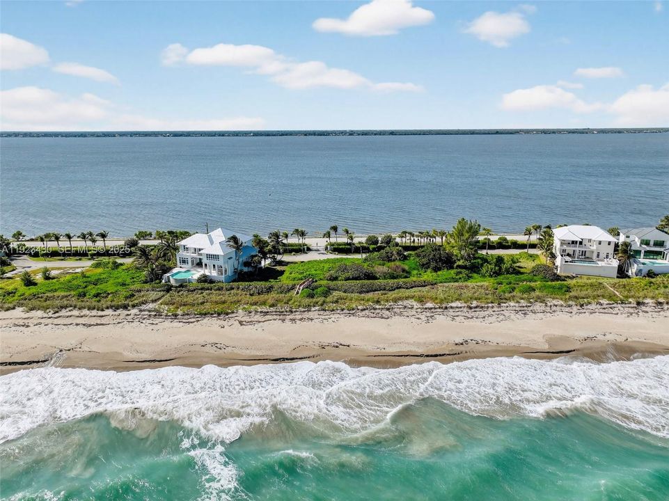 待售: $2,850,000 (0.56 acres)