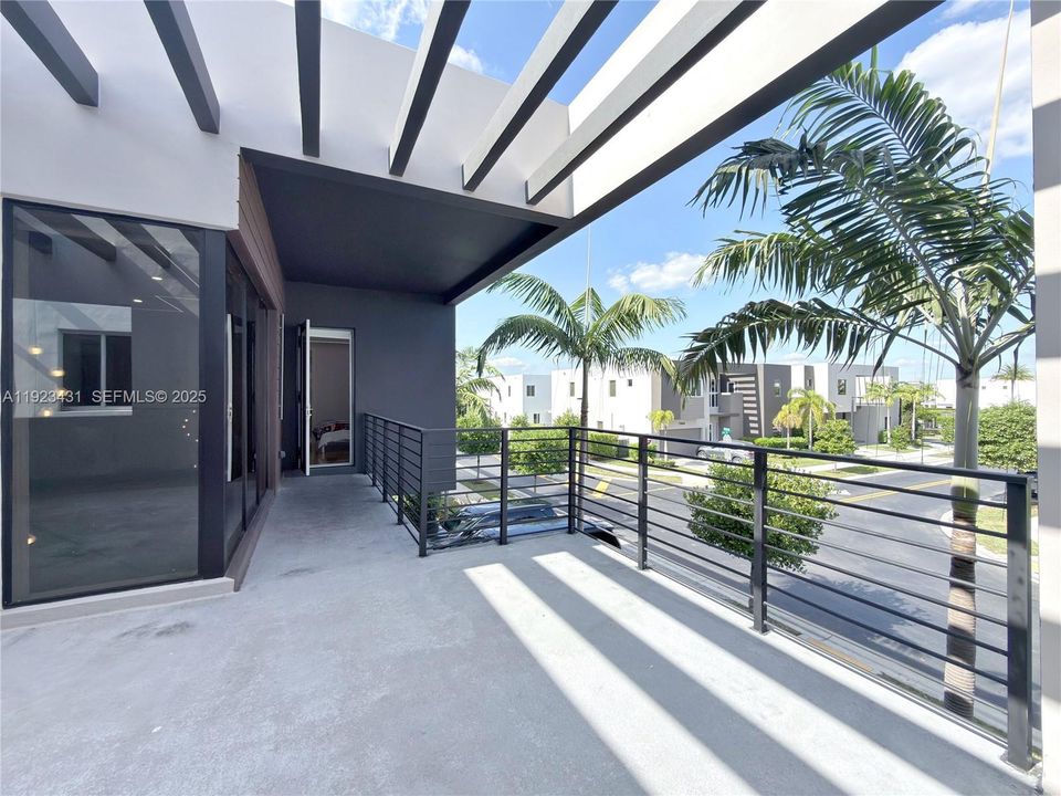 For Rent: $12,000 (5 beds, 4 baths, 3624 Square Feet)