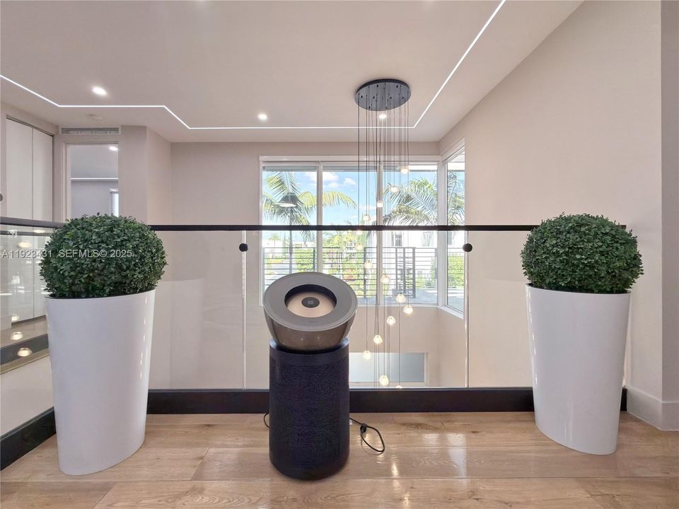 For Rent: $12,000 (5 beds, 4 baths, 3624 Square Feet)