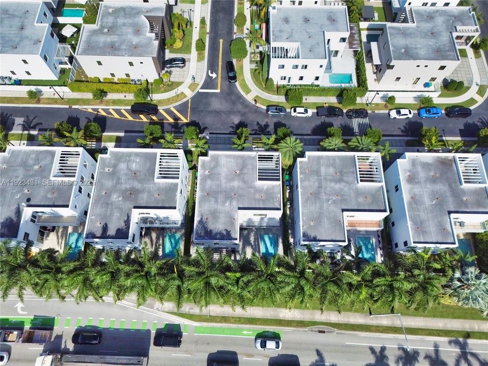 For Rent: $12,000 (5 beds, 4 baths, 3624 Square Feet)