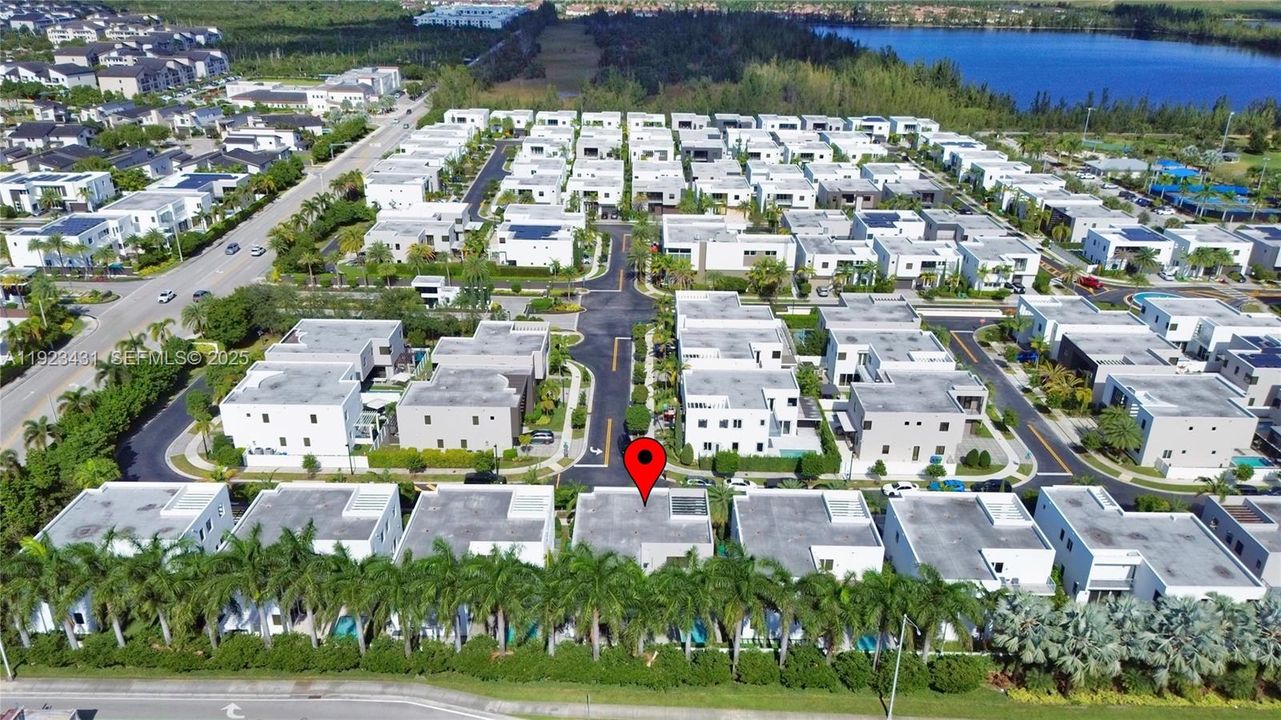 For Rent: $12,000 (5 beds, 4 baths, 3624 Square Feet)